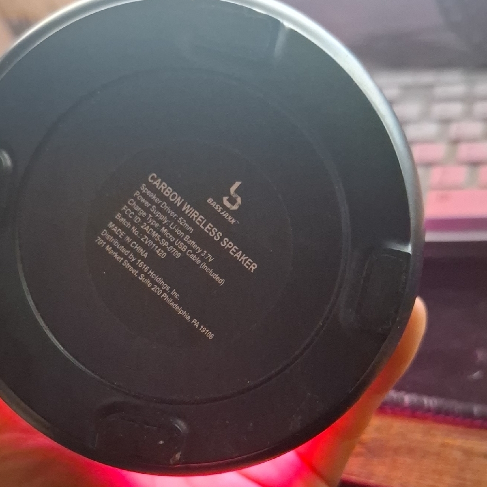 LED Light Speaker - Picture 3 of 4